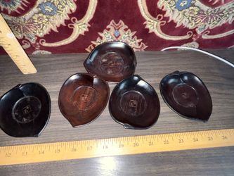5 Vintage Japanese Carved Wood Coasters In The Form Of A Leaf