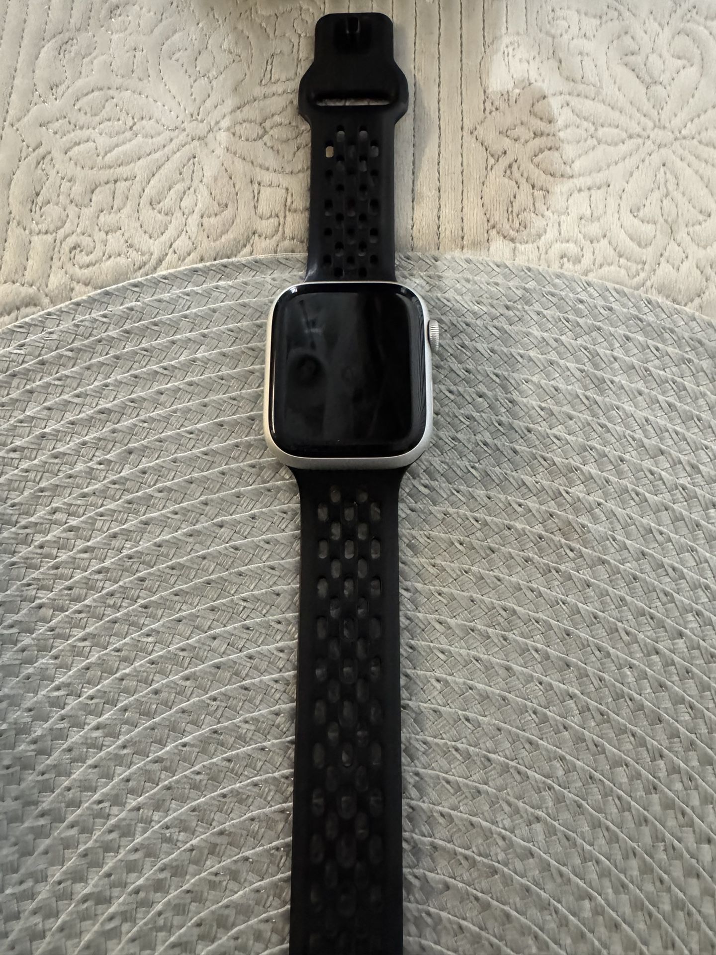 Apple Watch 8