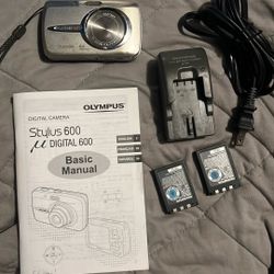 Olympus Stylus 600 Digital Camera
