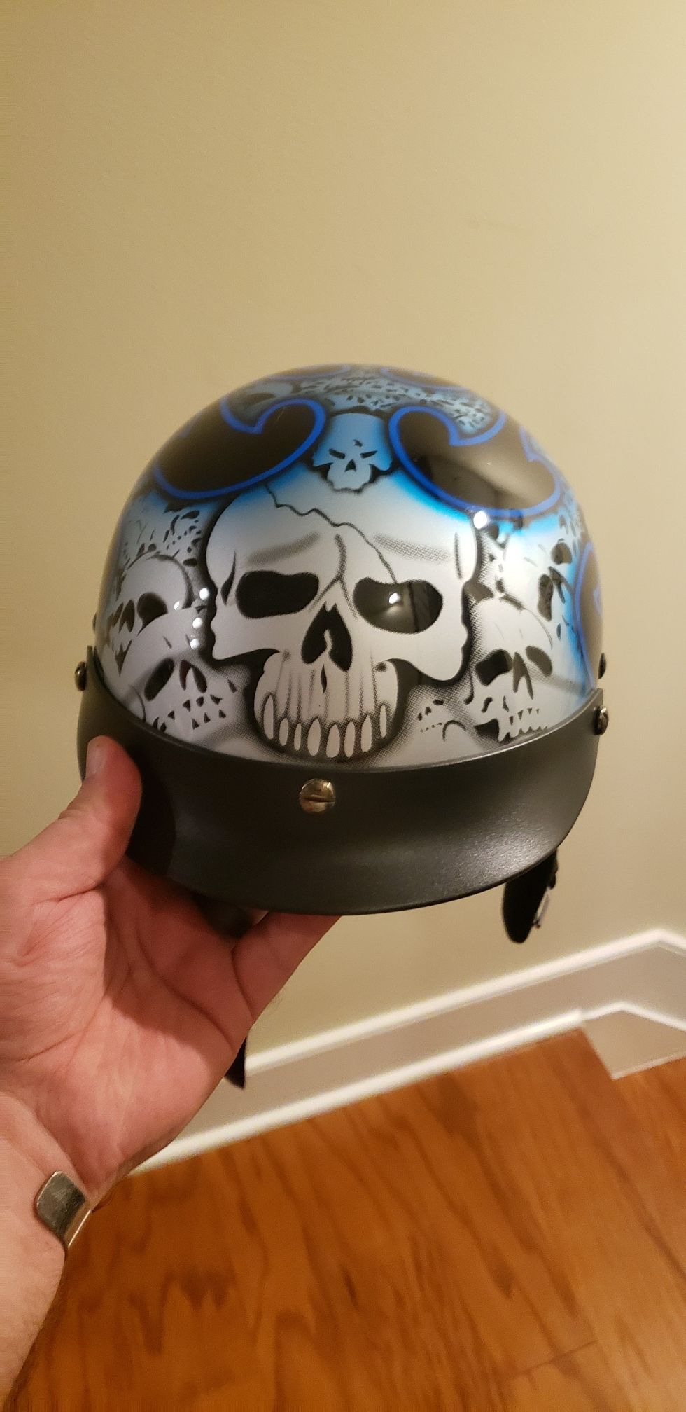Motorcycle Helmet, skullcap, great looking!