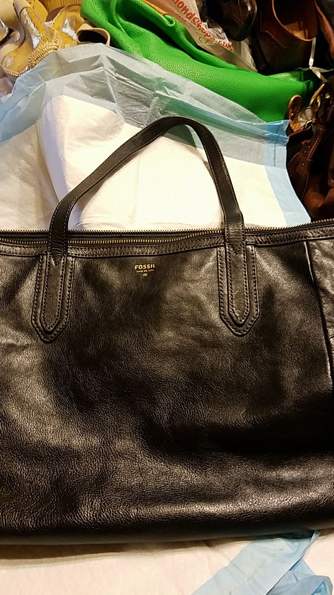 Fossil tote bag