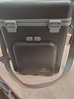 **** NEW picnic wine cooler with LEXUS logo ****