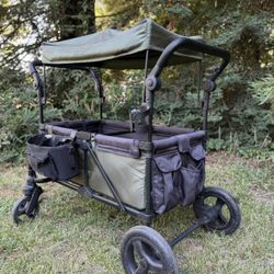 Green Jeep Deluxe Wrangler Stroller Wagon by Delta Children