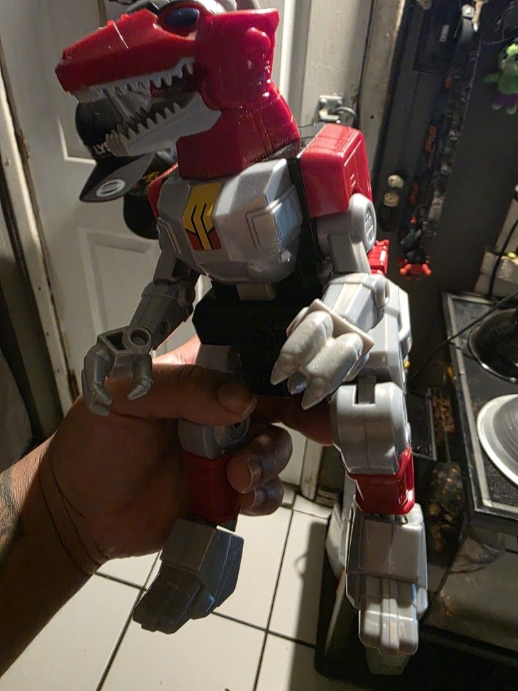 Power rangers Dinosaur.