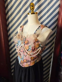 Vintage dress size M