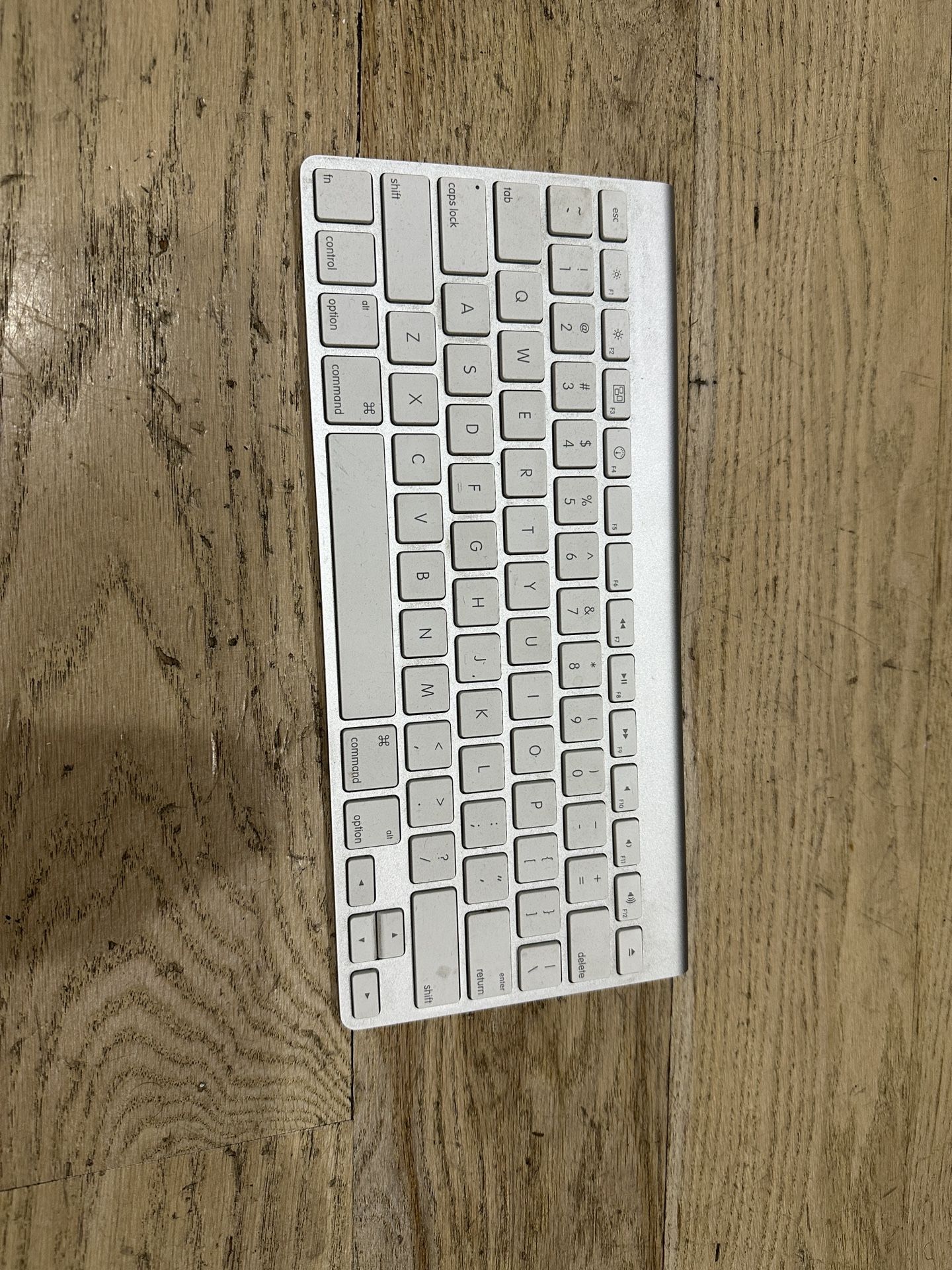 Apple Magic Keyboard Wireless - Silver