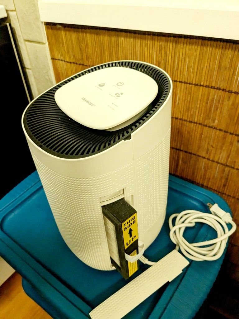 Tenergy Dehumidifier - GREAT DEAL!!!! NEEDS TO GO BY MAY 10th!!!!