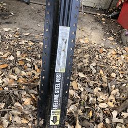 Steel shelving support arms