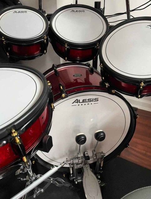 Alesis Strike Pro Special Edition