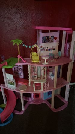 Casa De Muñecas