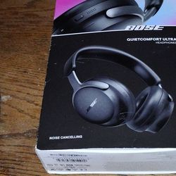 I'm selling Bose  Quiet Comforts for way too cheap!