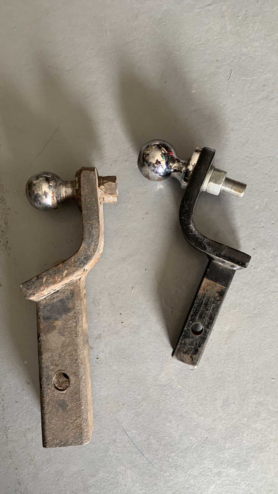 TOW HITCH