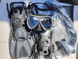 Outdoor Master Snorkel Set with Fins and Mask