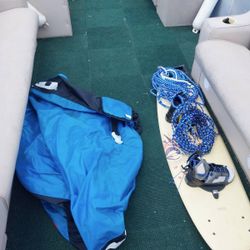 Tritoon With 2004 Honda 4 Stroke 150 HP 