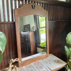 Lovely Antique / Early Mid-Century Vintage Cushman Colonial Mirror with Solid Hard Rock Maple Frame
