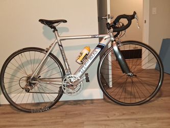 56cm Trek Equinox 7 Road Bike – 18-Speed Custom Build