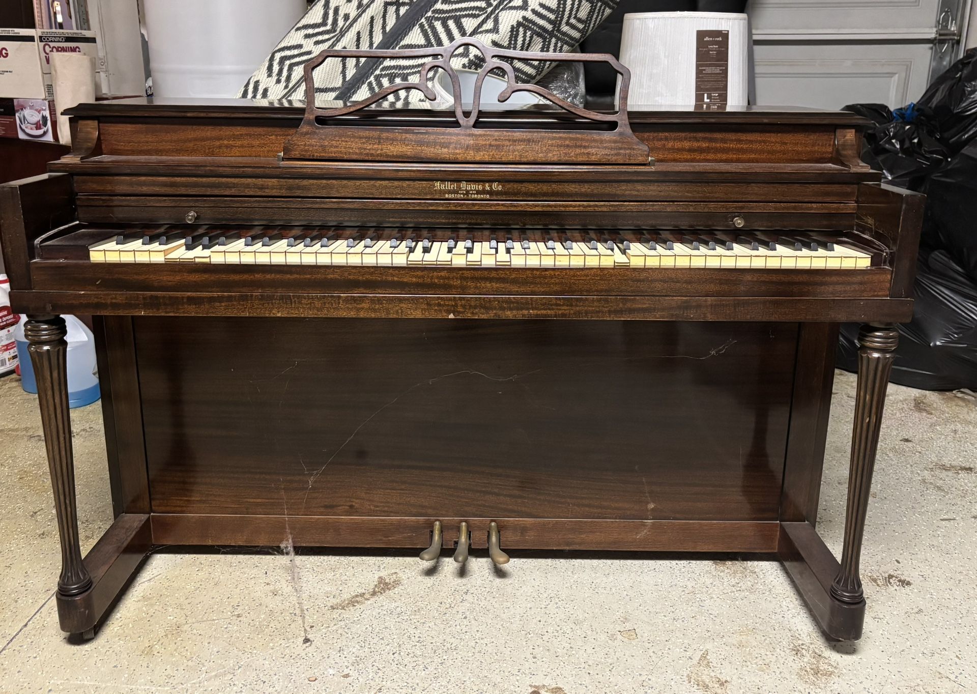 Vintage Piano 