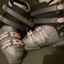 Ladies Ski S, Boots $ Snow Board 