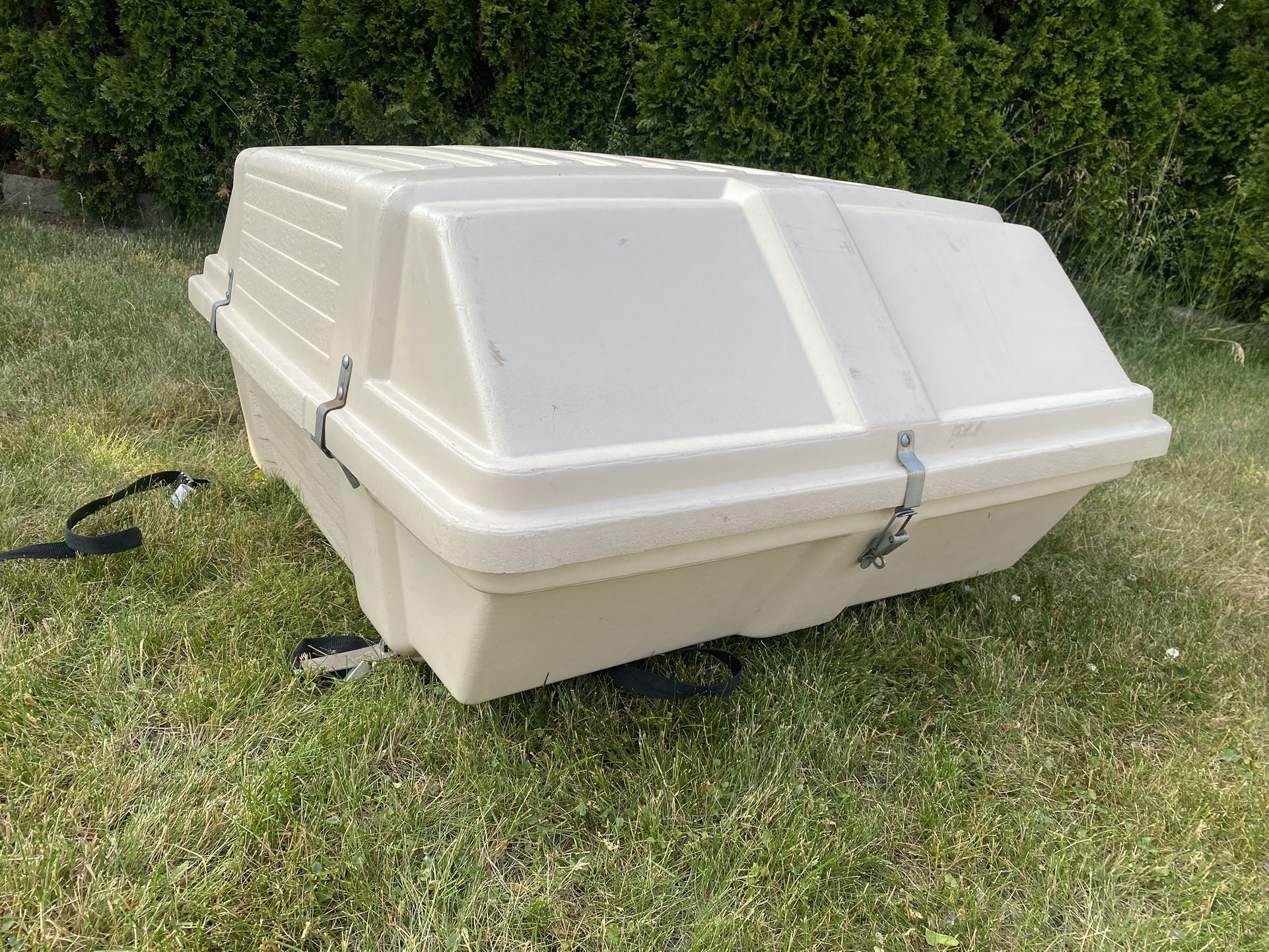 Sears x discount cargo rooftop carrier