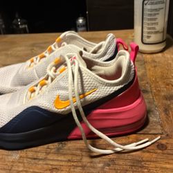 Nike Shoes W/11