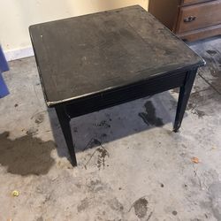 Black End Table $10