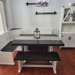 Breakfast Nook Kitchen Table