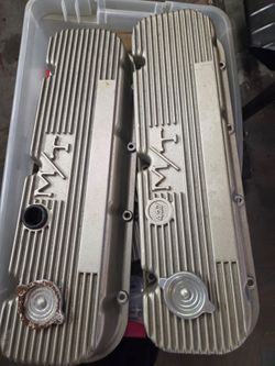 Big block Chevrolet Mickey Thompson valve covers