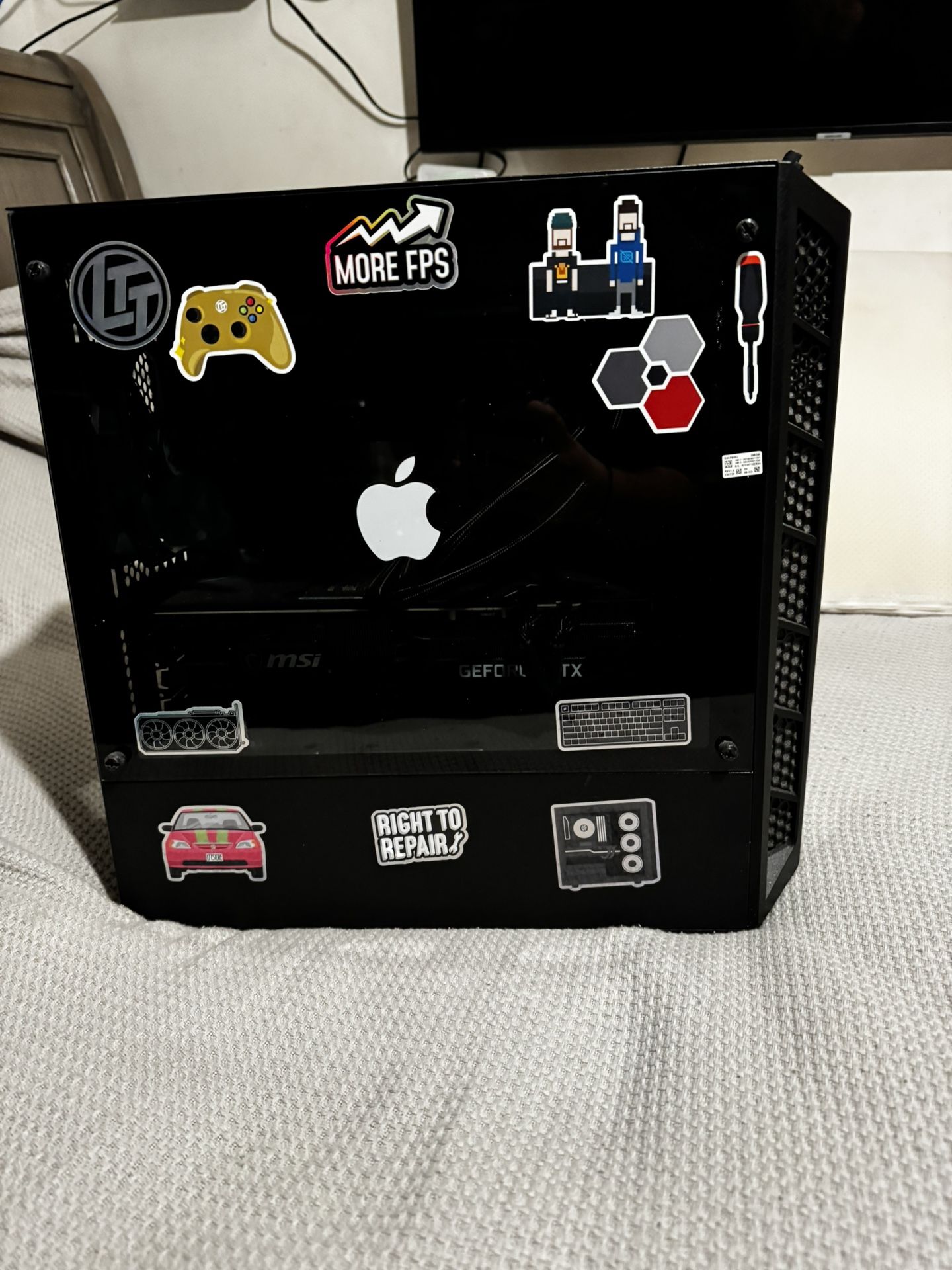 High-Performance Gaming PC - i5-12600K, RTX 3080, 1TB NVMe SSD, Liquid Cooling, RGB Lighting