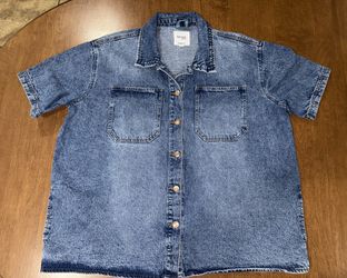 Women’s Denim Shirt