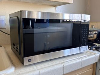 GE 4-in-1 Countertop Microwave Oven, Complete With Air Fryer, Broiler & Convection Mode, 1.0 Cubic Feet Capacity, 1,050 Watts
