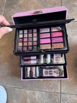 Make-up Box 