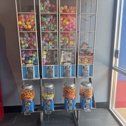 Beaver Candy Machine 
