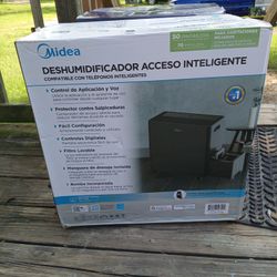 Midea Dehumidifier 