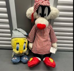 Jumbo tweety and Sylvester plush