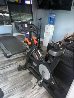 Nordictrack S22i commercial studio cycle like new