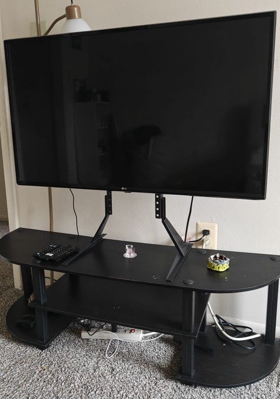 LG ThinQ Smart LED TV - 43 Inches with UHD