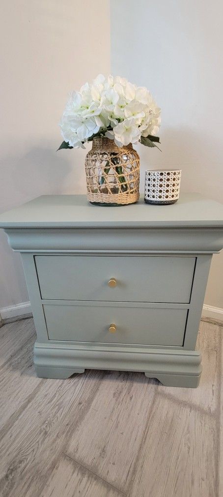 Beautiful Refurbished Nightstand