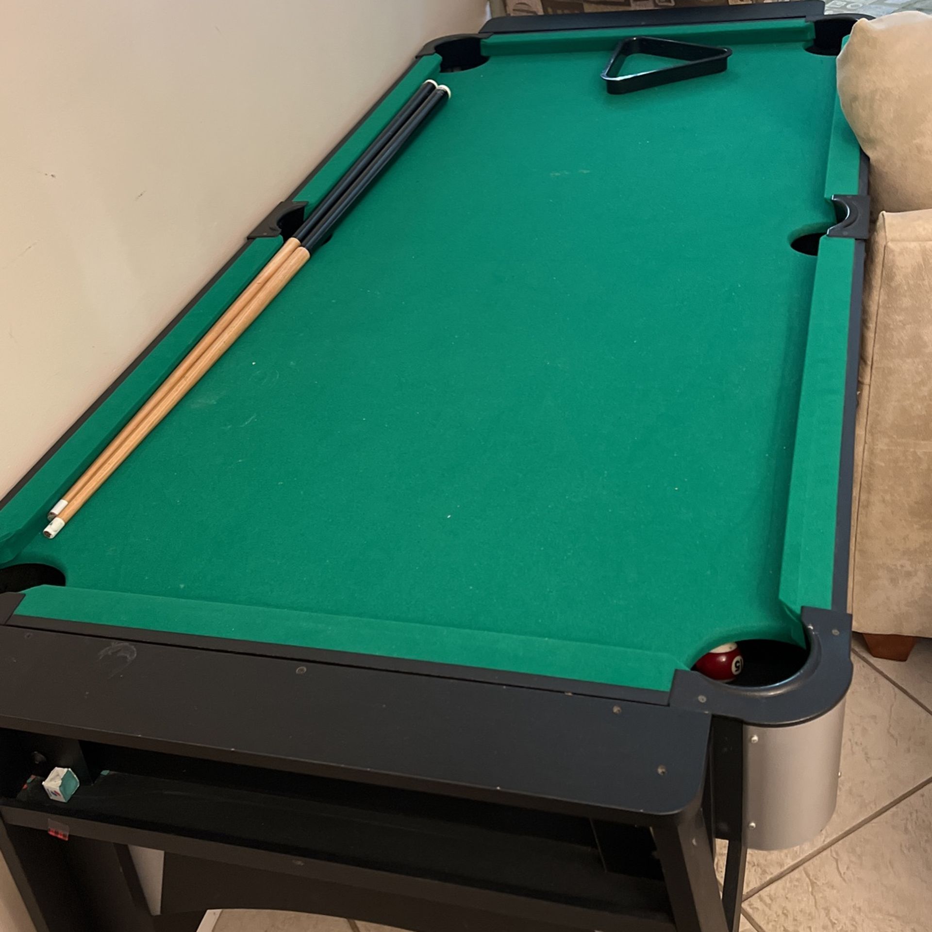 Pool Table/tennis/air Hockey