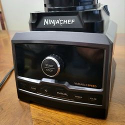 Ninja Chef Professional IQ Duo Blender Motor Base. Model : CT800  Brand New. 