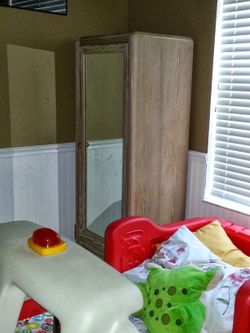 Solid and heavy Mirrored Armoire