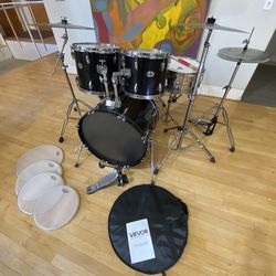 Silvertone Complete Drum Set 22 12 13 16 14”  new quiet Cymbals Stands Hihat throne Remo silentstroke heads $340 Cash In  Upland  91784 good Condition