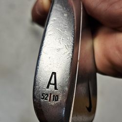 GOLF WEDGE 
