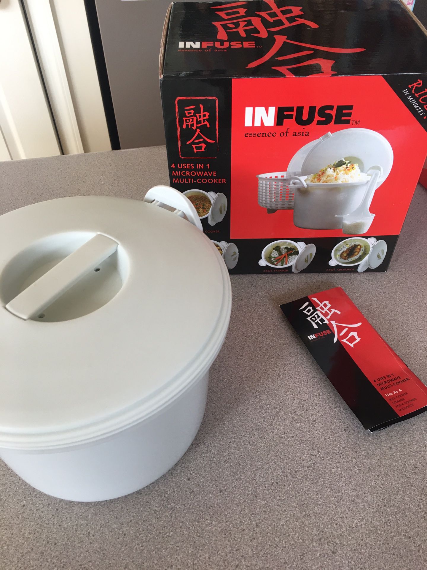 INFUSE 4 uses in 1 Microwave Multi-Cooker