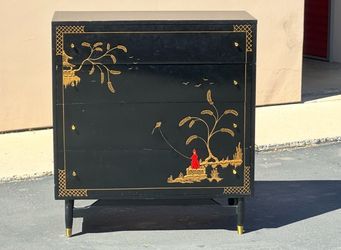 Vintage dresser
