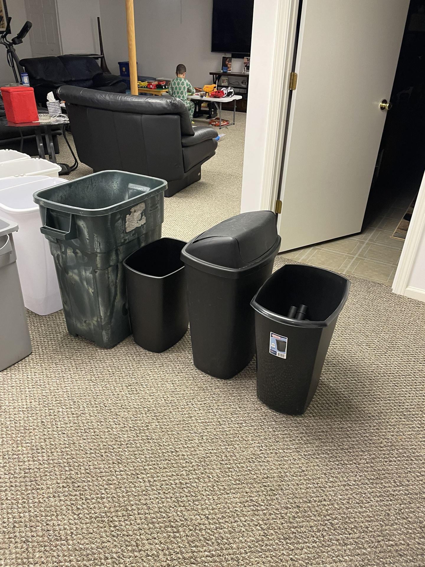 11 garbage cans Laundry basket