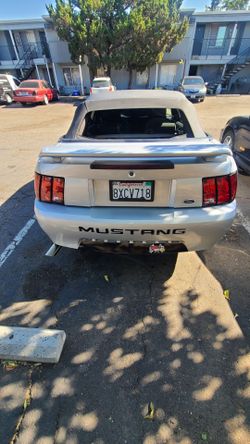2003 Ford Mustang