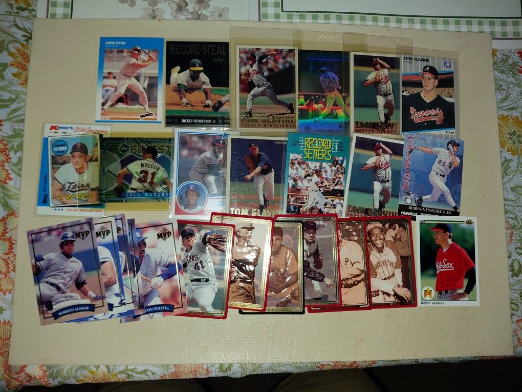 BASEBALL CARDS