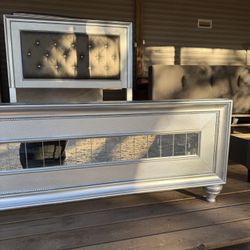 Queen Size Bedframe With Diamonds And Glass Mirrors