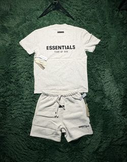 Essentials Set
