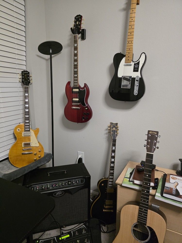 Peavy viper 75 Watt Amp & Sanpera II Foot Controller